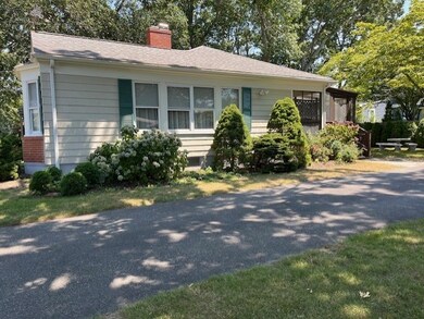 44 Sheldon St, North Dartmouth, MA 02747 - photo 3