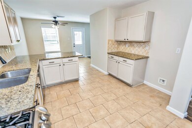 28727 Hidden Cove Dr, Magnolia, TX 77354 - photo 7