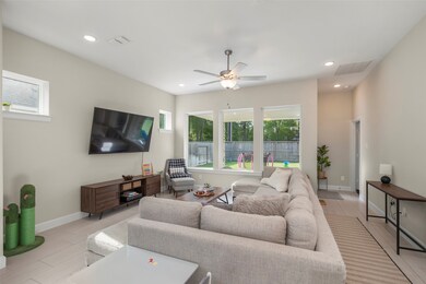 9407 Windward Bluff Way, the Woodlands, TX 77375 - photo 5