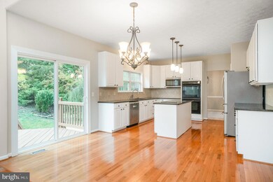 111 Brush Everard Ct, Stafford, VA 22554 - photo 6