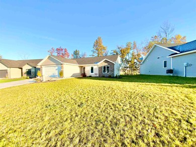 13662 Saddle Creek Ln, Grabill, IN 46741 - photo 4