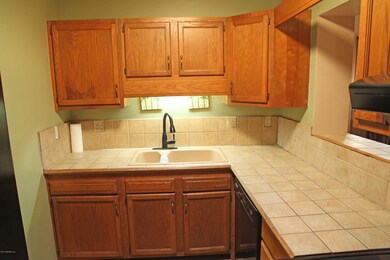 1018 kitchen