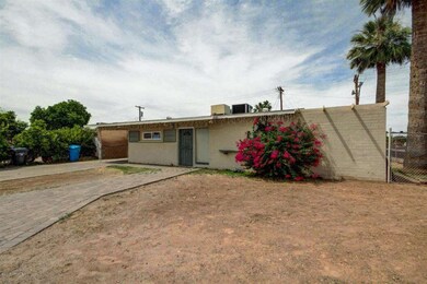 7502 W Mitchell Dr, Phoenix, AZ 85033 - photo 7