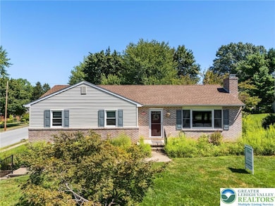 943 N 6th St, Emmaus, PA 18049 - photo 2