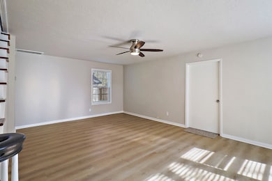 200 Scott St, Baytown, TX 77520 - photo 6