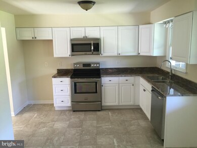 39 Valley Ct, Shepherdstown, WV 25443 - photo 4