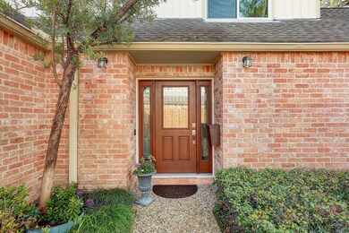 10327 Lynbrook Hollow St, Houston, TX 77042 - photo 3