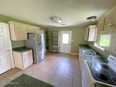 11 Beaverwood Rd, Picayune, MS 39466 - photo 3