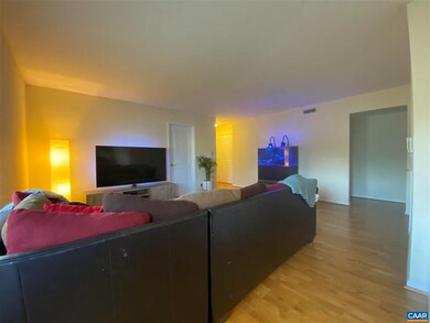 1223 Villa Ln unit C, Charlottesville, VA 22903 - photo 6