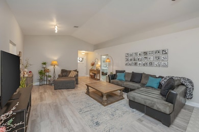 8-web-or-mls-5765-marigold-loop