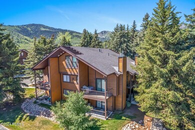2_Summer-Exterior-_1800x1200_4134970