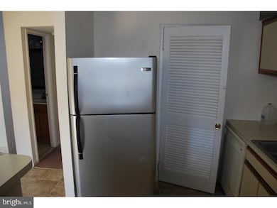 11 Kerwick Ct, North Wales, PA 19454 - photo 4