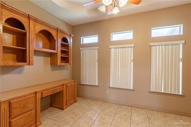 917 E Dorothy Cir, Pharr, TX 78577 - photo 5