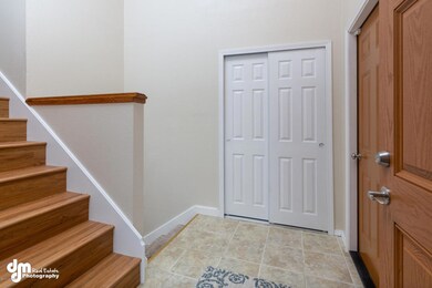 Ample Entry Closet Space
