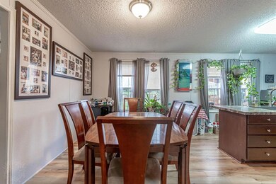 713 Sun Ct, Granbury, TX 76049 - photo 6