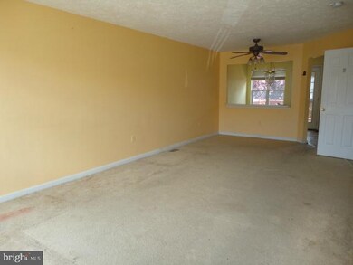 7973 Calvary Ct unit 167, Manassas, VA 20109 - photo 2