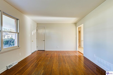 430 College St, Elizabethtown, KY 42701 - photo 6