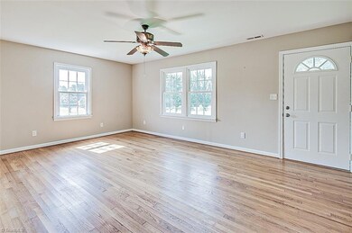 1267 Old Cox Rd, Asheboro, NC 27205 - photo 5