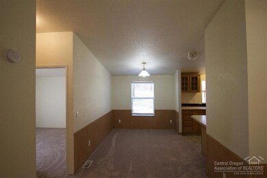 unlisted-address, Bend, OR 97707 - photo 3