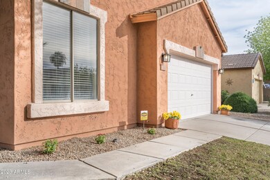 263 N Kimberlee Way, Chandler, AZ 85225 - photo 2