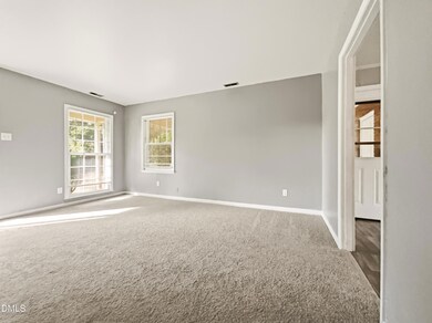 208 Starhill Ave, Fayetteville, NC 28303 - photo 7