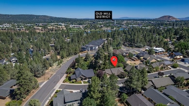 1202 SW Mcclellan Ln, Bend, OR 97702 - photo 2
