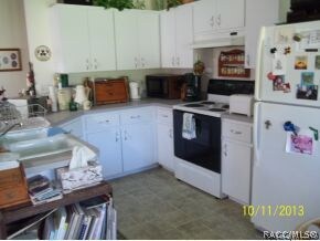 Working kitchen area