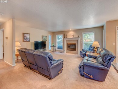 966 Belair Dr, Eugene, OR 97404 - photo 4