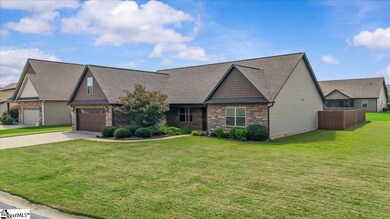 706 Lamberts Way, Boiling Springs, SC 29316 - photo 2