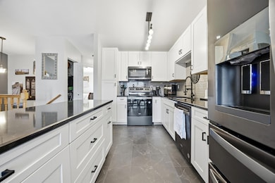 3026 32nd St S, Fargo, ND 58103 - photo 2