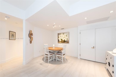 Mirage unit 11C, Surfside, FL 33154 - photo 6