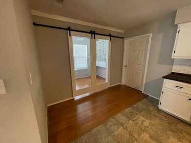 10918 Autumn Ln, Cleveland, TX 77328 - photo 4