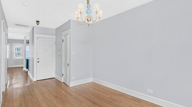 3327 N Lincoln Ave unit 3, Chicago, IL 60657 - photo 3