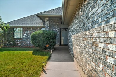 1105 David Rd, Moore, OK 73160 - photo 4