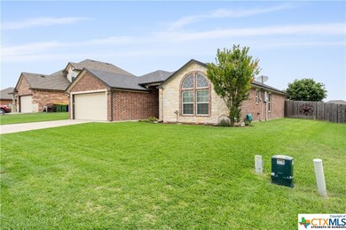 506 Kayla St, Troy, TX 76579 - photo 2