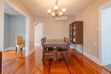 9 Grand St, Reading, MA 01867 - photo 4