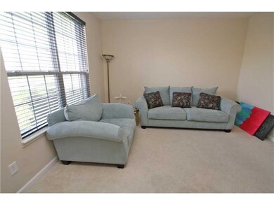 5672 Yorktown Rd, Plainfield, IN 46168 - photo 5