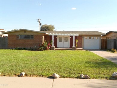 1837 E CORONADO 003