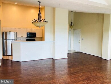 2408 Autumn Harvest Ct unit 301, Odenton, MD 21113 - photo 4