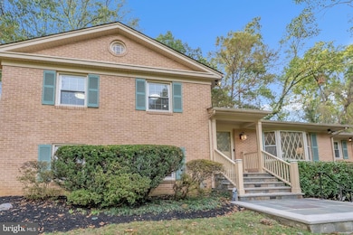 2124 Edgewater Pkwy, Silver Spring, MD 20903 - photo 6