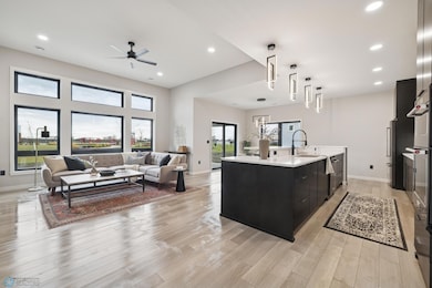 Living Room/Kitchen