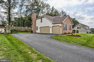 8 Devonshire Dr, Shrewsbury, PA 17361 - photo 6