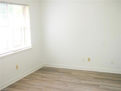 329 Ridgecrest Dr, King, NC 27021 - photo 4