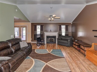 4054 Dakeita Cir, Concord, NC 28025 - photo 4