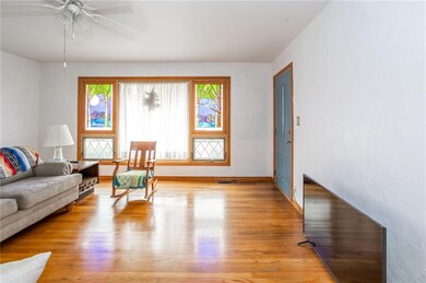 402 Ellenhurst Dr, Anderson, IN 46012 - photo 4