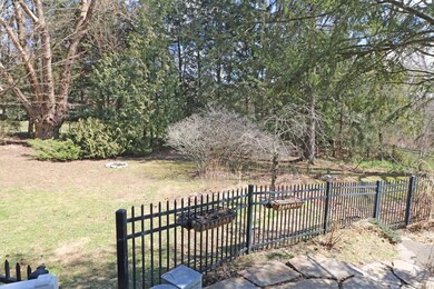 231 Mosier St, South Hadley, MA 01075 - photo 3