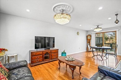 331 Totman Rd, Lowell, MA 01854 - photo 6