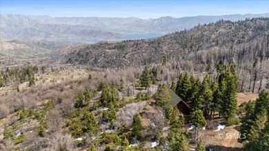 10124 Sequoia Dr, Wofford Heights, CA 93285 - photo 4