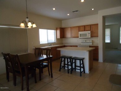 KITCHEN / DINING AREA