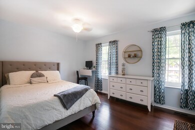 9065 Lambskin Ln, Columbia, MD 21045 - photo 5